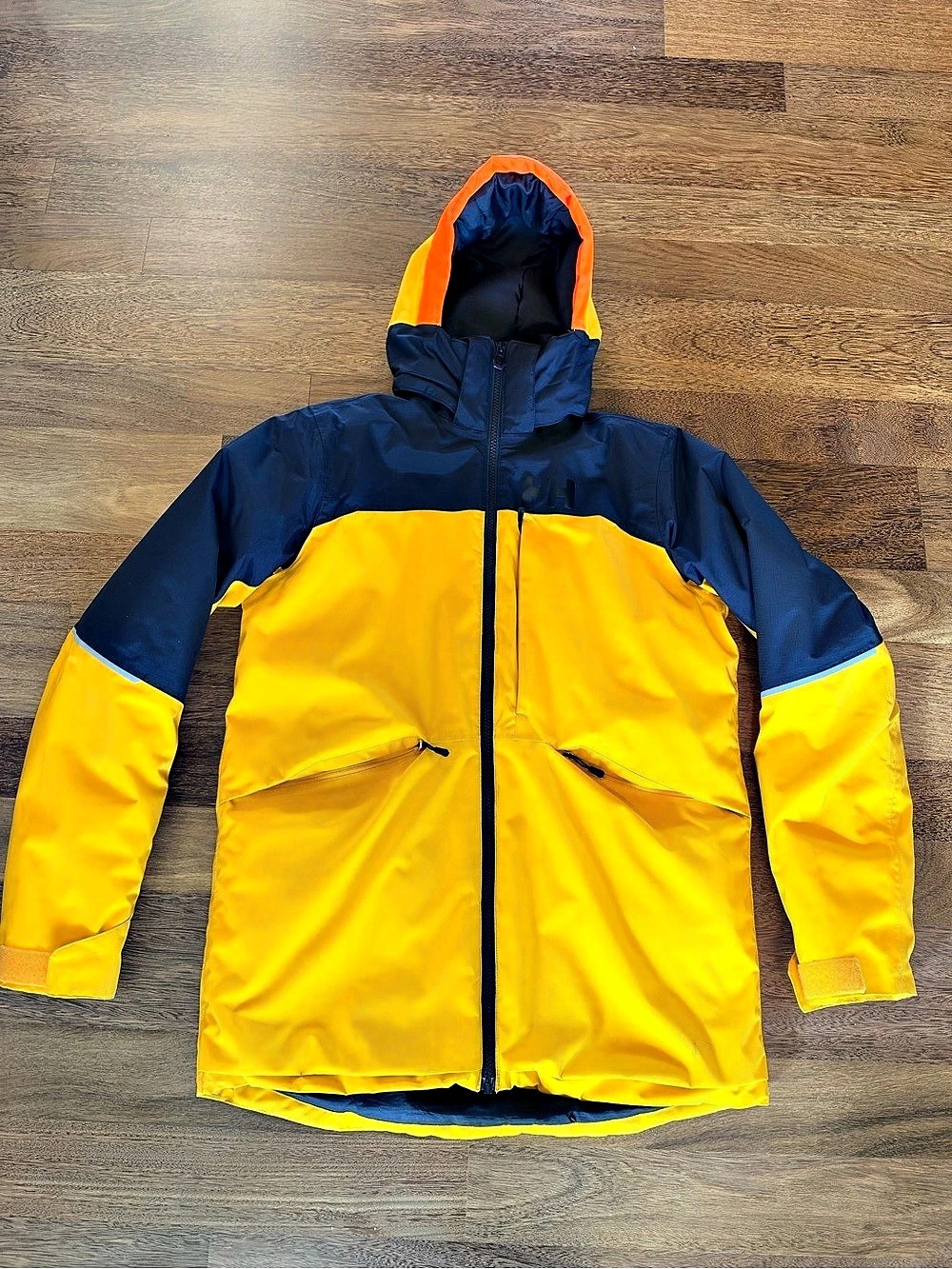 Helly Hansen Helly Tech Performance ski jacket Yellow & Blue Boys Size 176/16